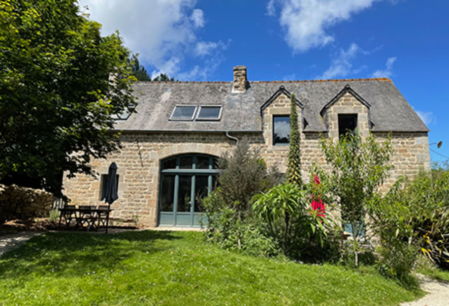 Vue La Grange et La Métairie deux gîtes trois étoiles 4 épis Gîtes de France pour 8 personnes