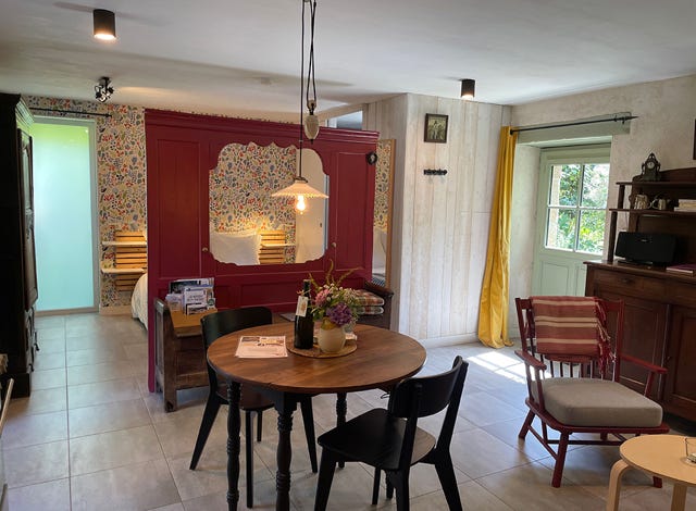 Vue de l’ensemble du gîte cosy pour deux 