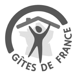 Nous sommes partenaire de Gîtes de France, locations de gîtes de charme classées 3 étoiles et 3 épis et 4 épis. Depuis 70 ans, Gîtes de France garanti la qualité des hébergements touristiques